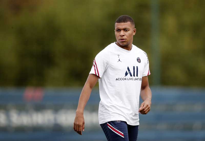 Cầu thủ bóng bóng đá Mbappe