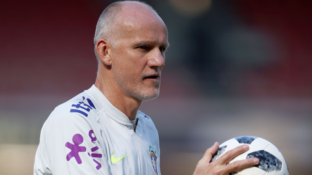 Thủ môn xuất sắc nhất Claudio Taffarel